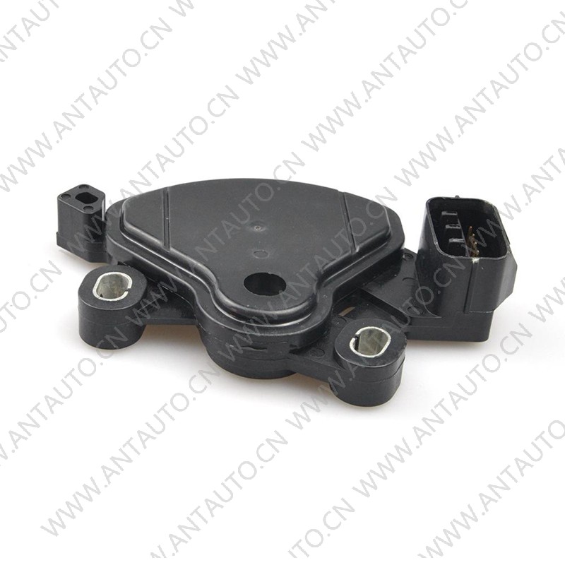 Предохранительный выключатель нейтрали / Range Sensor